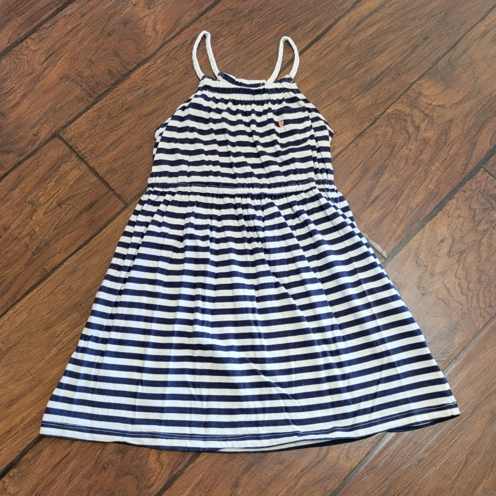 Carter's dress